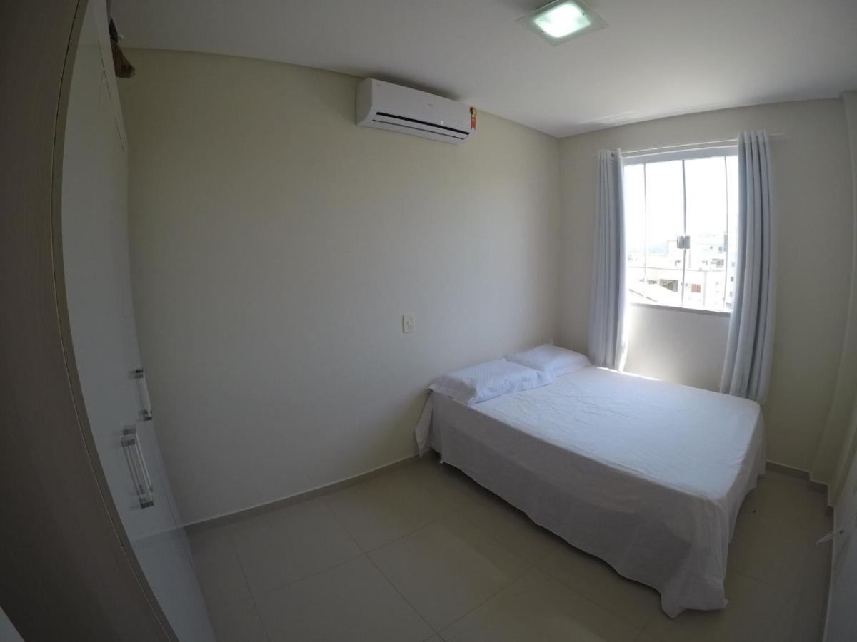 בומבינאס Apartamento 3 Quartos 8 Pessoas A 50 Mts Da Praia De Bombas, A 100M Da Passarela Do Ribeiro מראה חיצוני תמונה